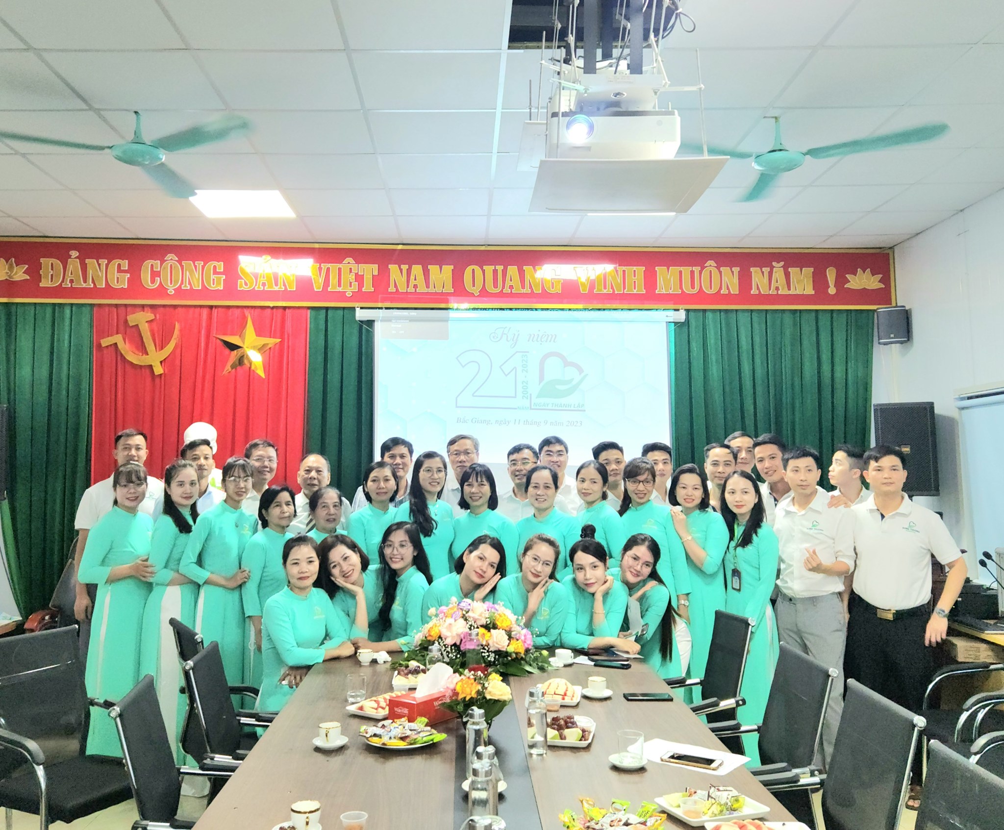 Chào Mừng Kỷ Niệm 21 Năm Thành Lập Công Ty TNHH Bệnh Viện Đa Khoa Sông Thương Bắc Giang